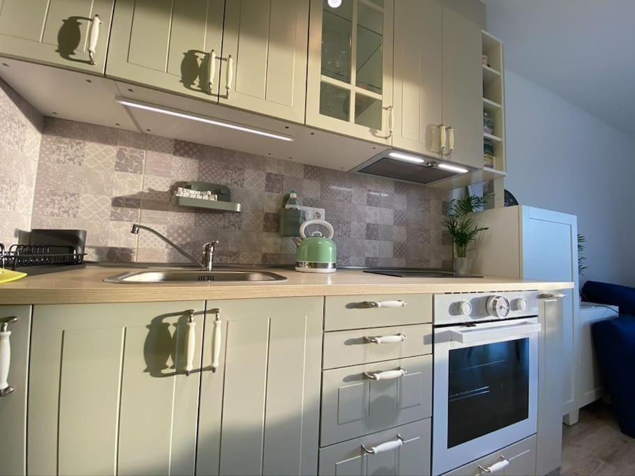New Studio Apartment In Central Budapest - Free Parking 외부 사진