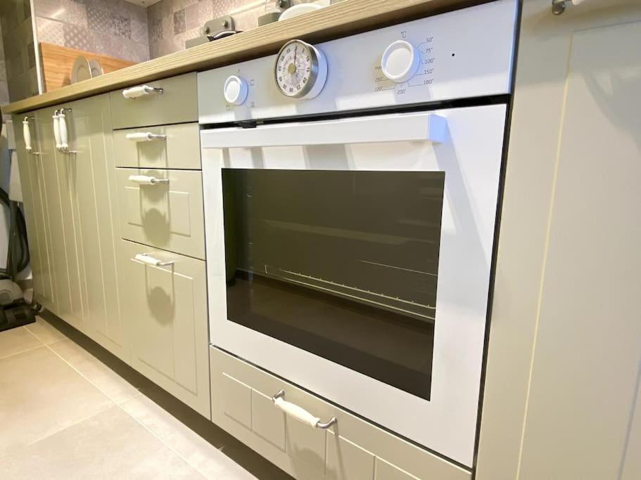 New Studio Apartment In Central Budapest - Free Parking 외부 사진