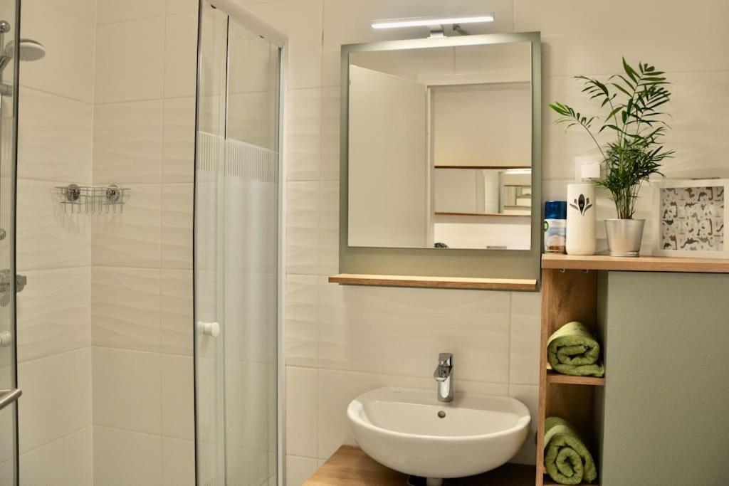 New Studio Apartment In Central Budapest - Free Parking 외부 사진